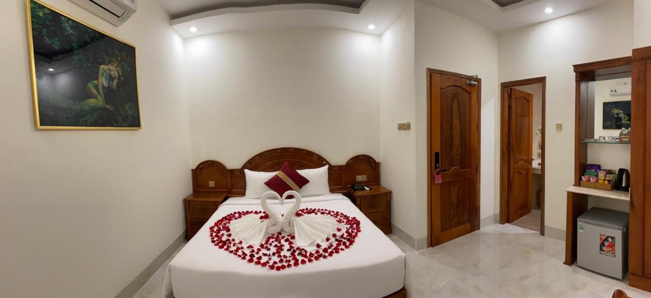 Royal Hotel Bac Lieu Zewnętrze zdjęcie