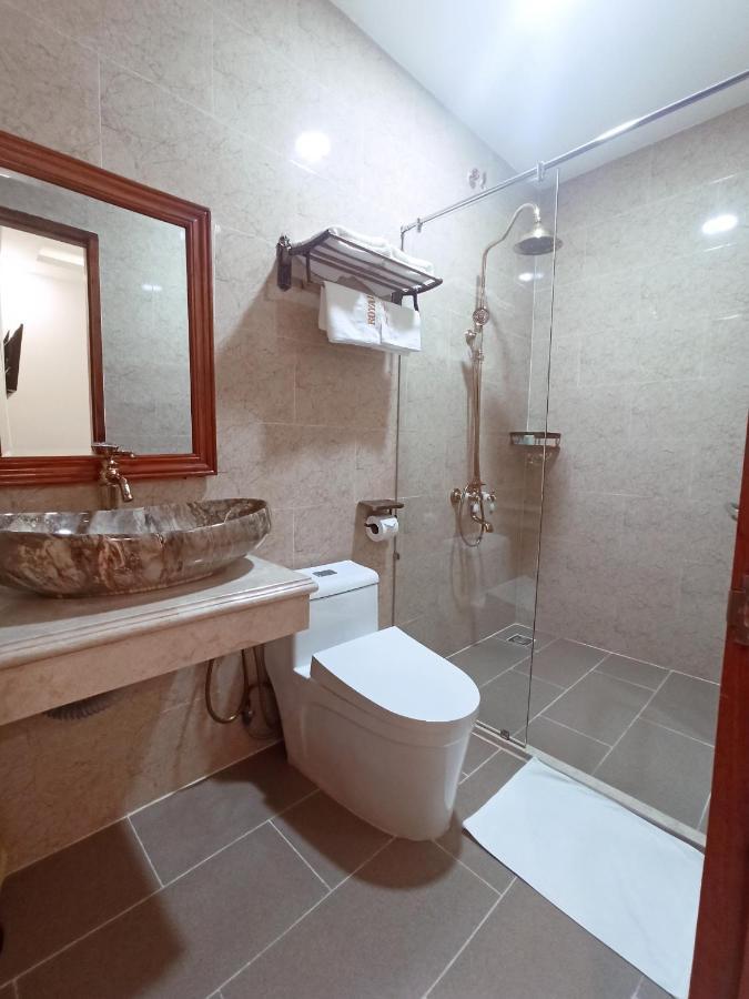 Royal Hotel Bac Lieu Zewnętrze zdjęcie